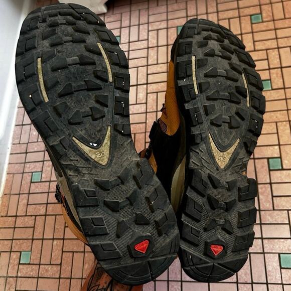 Solomon Quest 4 GORE-TEX Hiking Boots - Picture 6 of 8